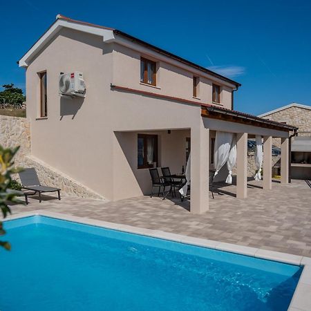 Villa Kamia With Private Heated Pool And Electric Vehicle Adapter Zubovici Ngoại thất bức ảnh