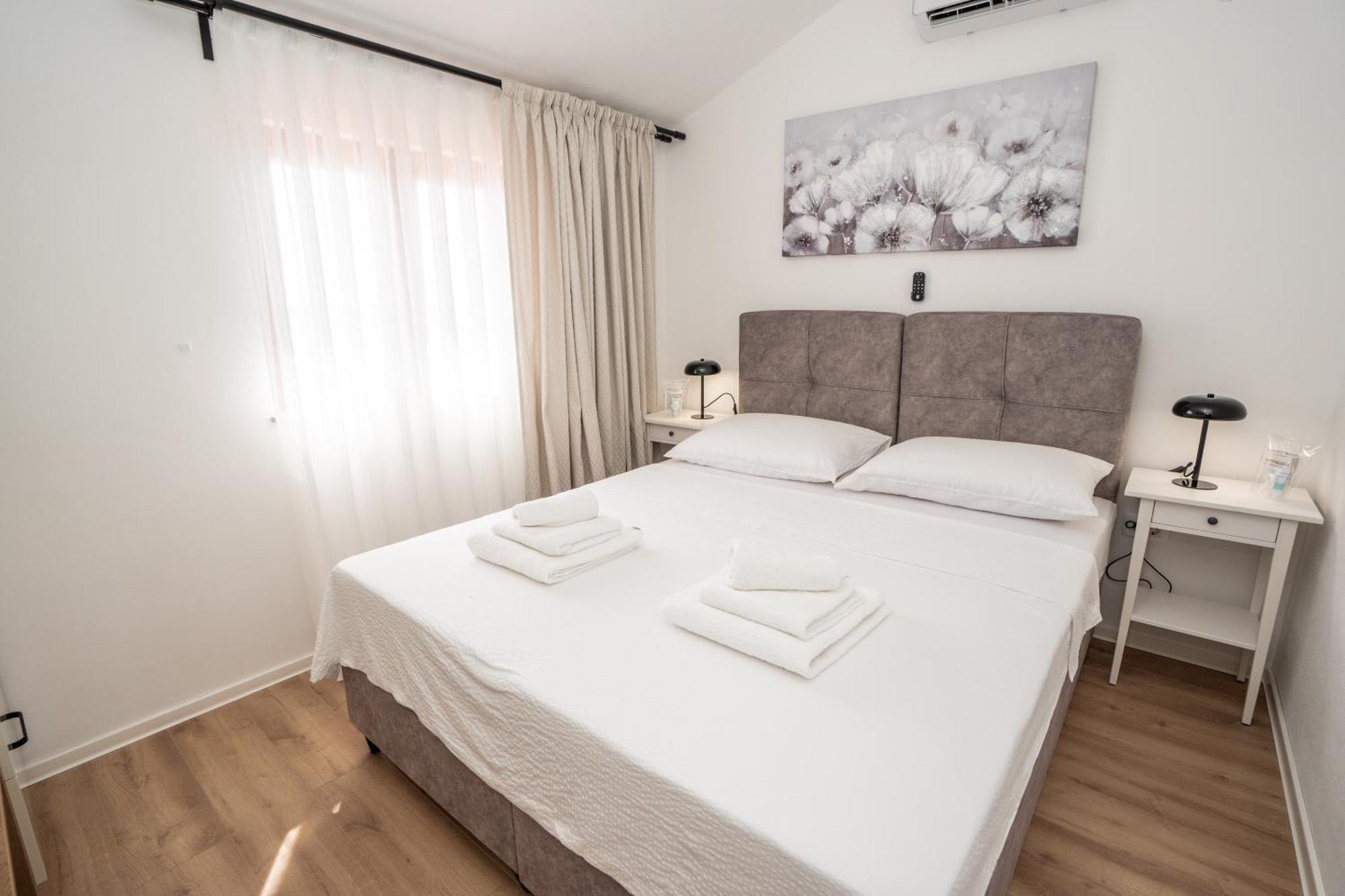 Villa Kamia With Private Heated Pool And Electric Vehicle Adapter Zubovici Ngoại thất bức ảnh